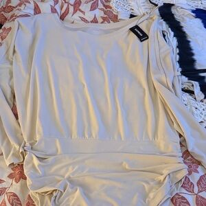 Express Cream Long Sleeve blouse